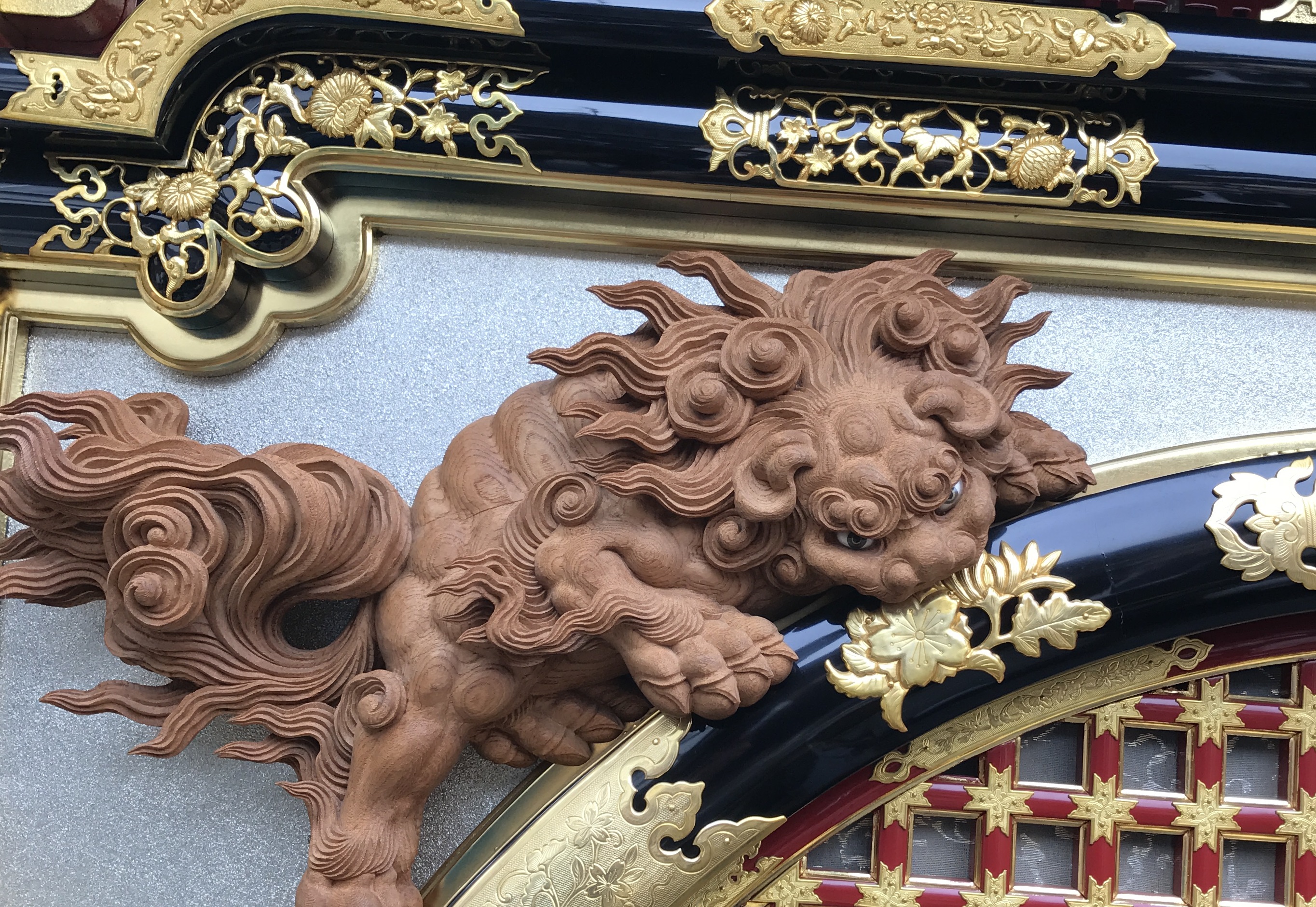 2016秋まつり屋台木彫りの彫刻獅子